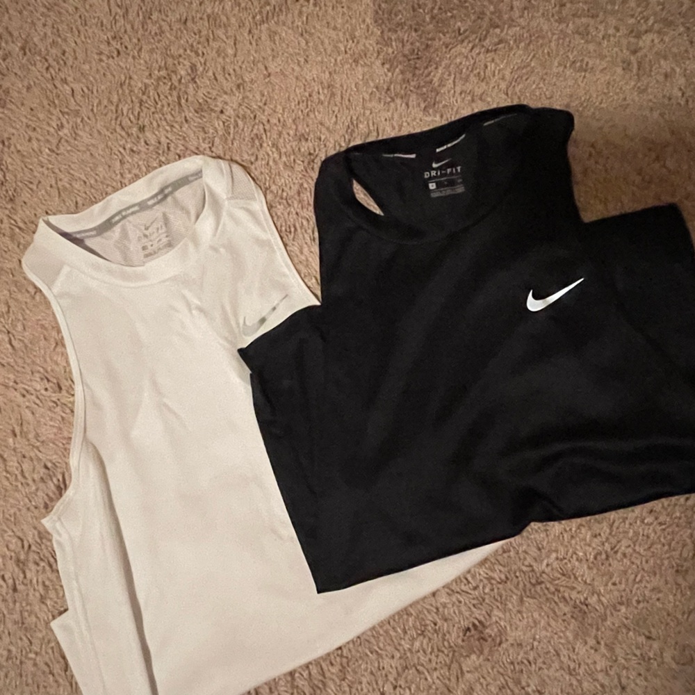 Nike women tank tops